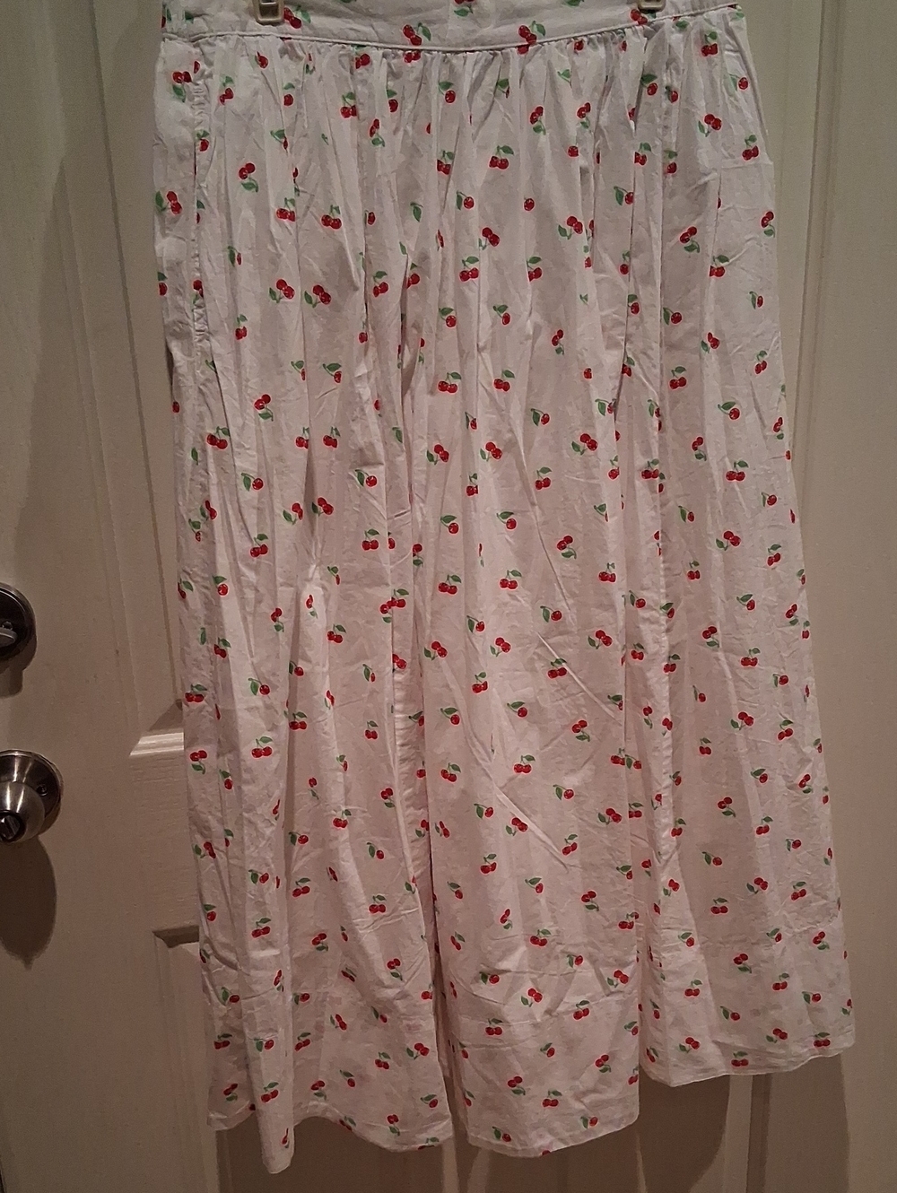 aerie 🍒 NWT White Midi Skirt with Cherry Print